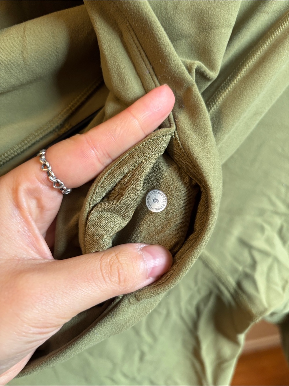 lululemon size 6 groove - Picture 3 of 3